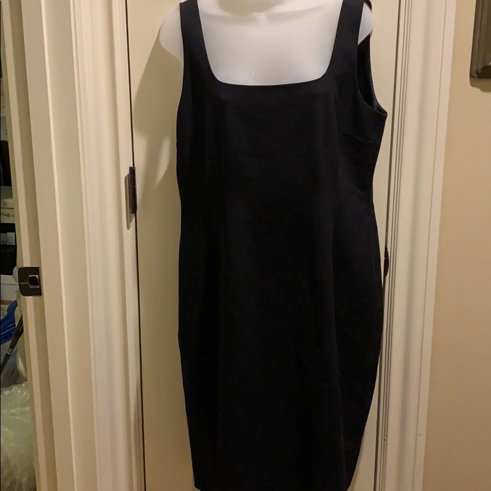 Tahari sleeveless tank dress